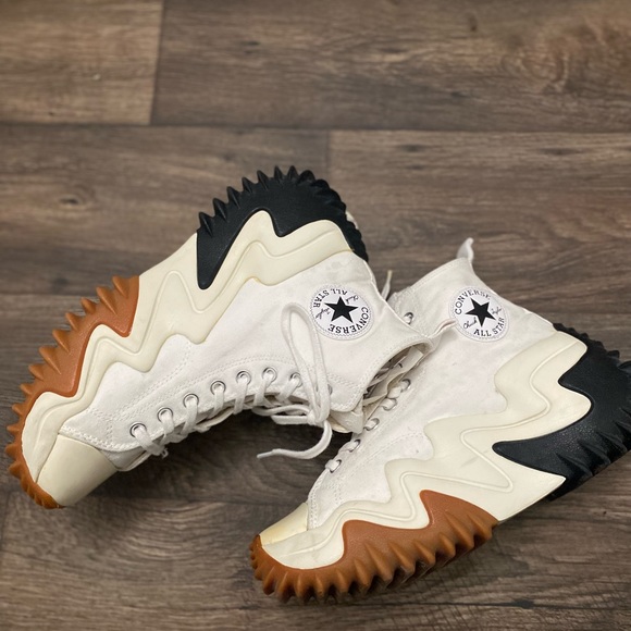 Converse Size 9.5 Run Star Motion White, Gum Honey - Picture 2 of 6